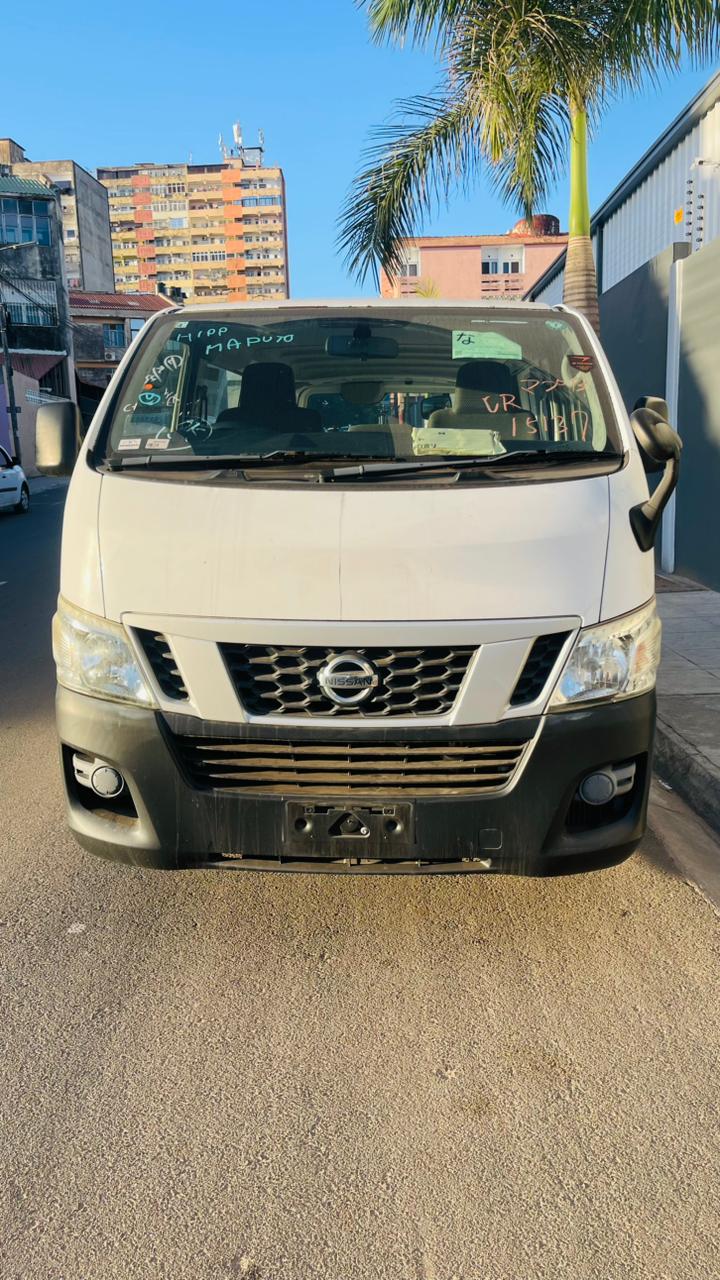 Nissan Caravan 2014